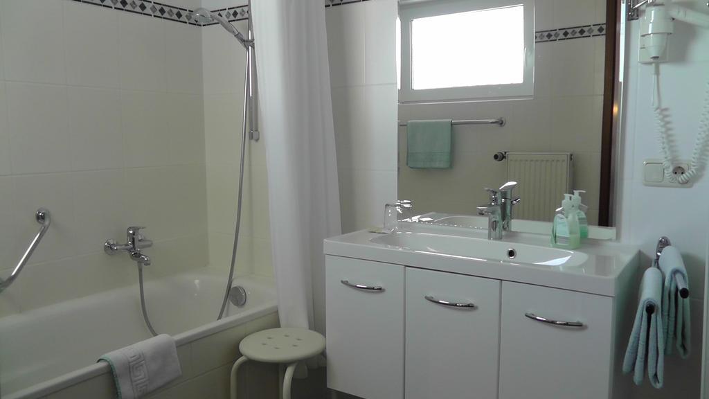 Hotel Kurhaus Uhlenberg Bad Muenstereifel Luaran gambar